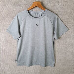 Nike Jordan Shirt Mens Small Gray Dri Fit Short Sleeve Athletic Crew Neck